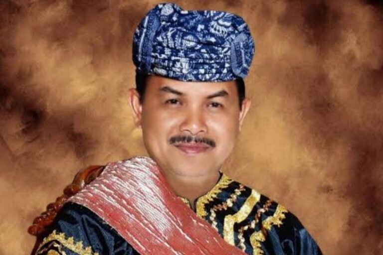 KETUA LKAAM FAUZI BAHAR DT NAN SATI: DPRD SUMBAR MESTINYA MERUMUSKAN HUKUM PIDANA ADAT MINANGKABAU