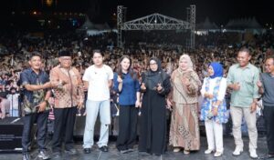 Sofifi Bergemuruh Malam Pergantian Tahun – Konser Amal Siga Raha Gabungkan Hiburan, Solidaritas, dan Ekonomi Lokal