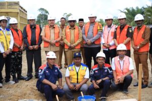 Bupati Nagan Raya Letakkan Batu Pertama Pembangunan Sekolah Rakyat di Suka Makmue