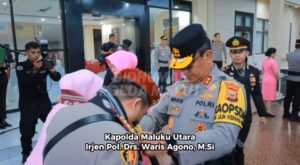 Kapolda Maluku Utara Pimpin Tradisi Pelepasan Pedang Pora Sejumlah Pejabat Utama